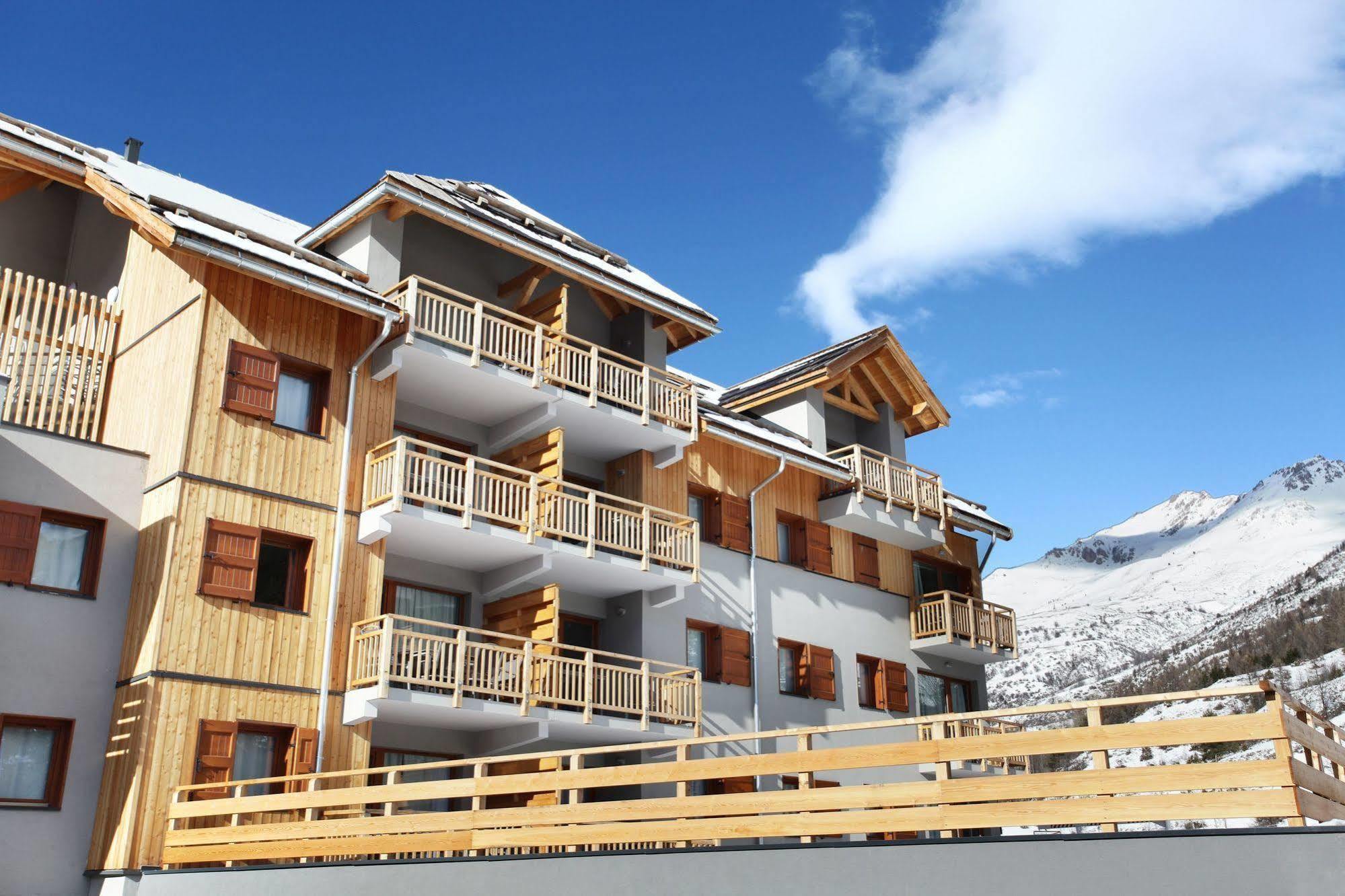 Residence Odalys Aquisana La Salle-les-Alpes Buitenkant foto