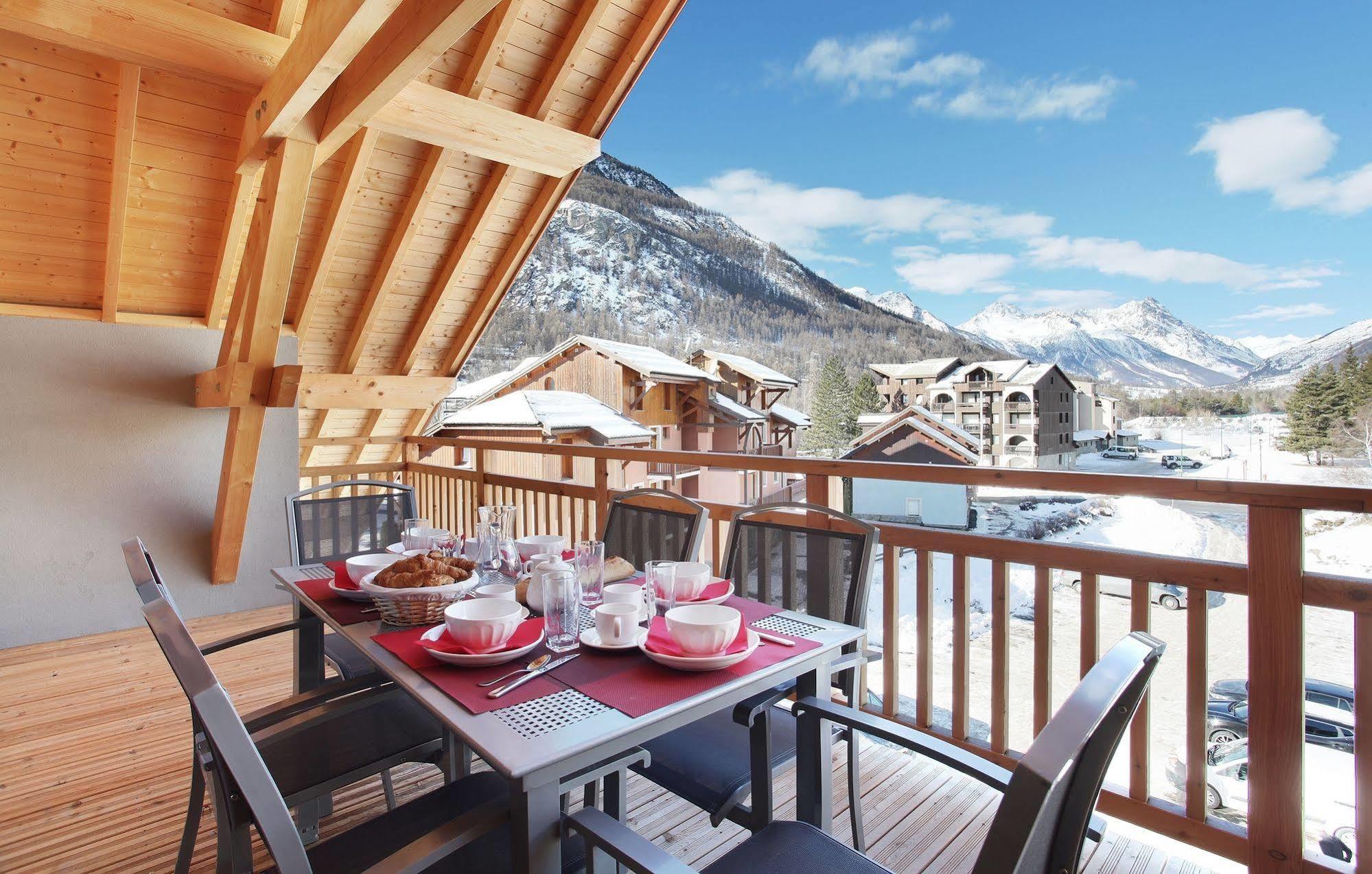 Residence Odalys Aquisana La Salle-les-Alpes Buitenkant foto